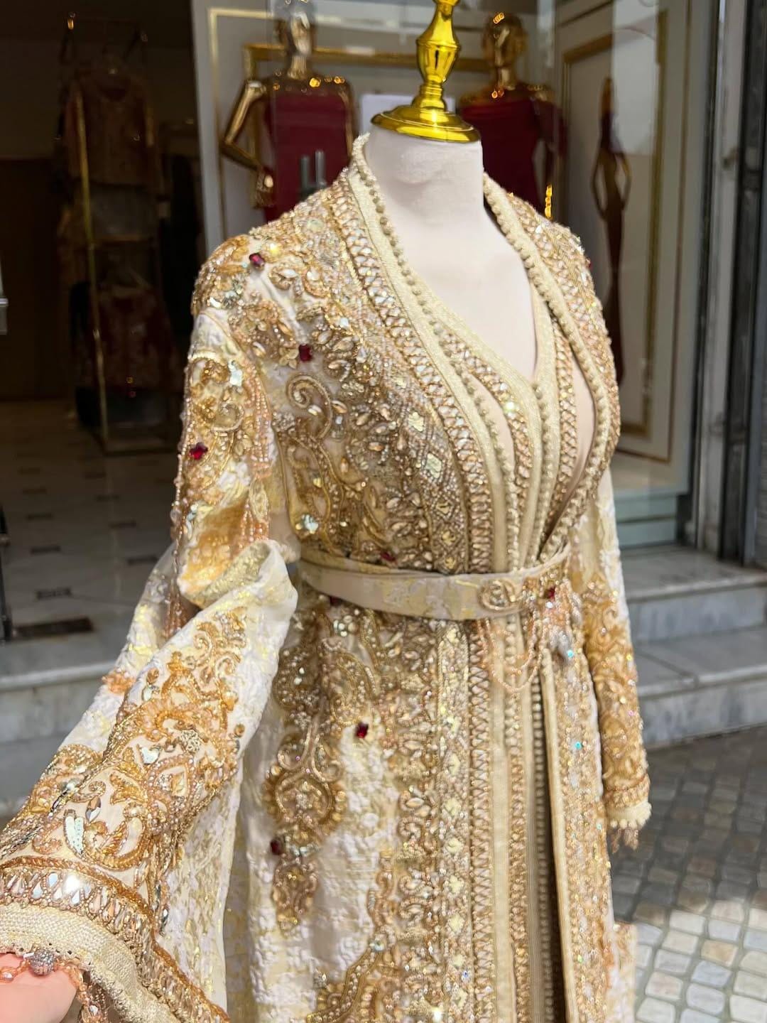 Luxury Moroccan Bridal Kaftan, Champagne Gold Silk Jacquard Wedding Dress, Hand Embroidered Royal Takchita